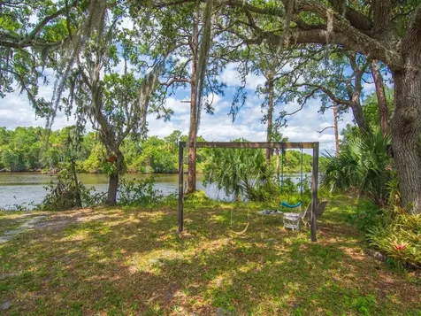 139 Camino Del Rio Port Saint Lucie FL 34952