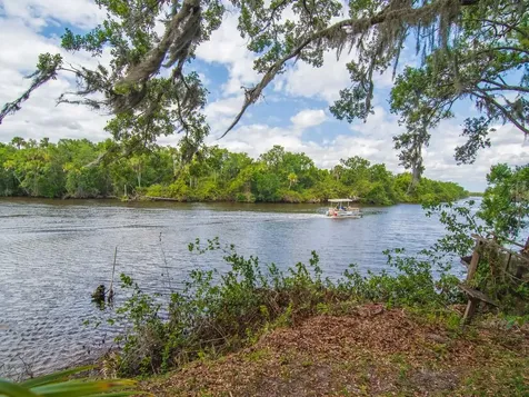 139 Camino Del Rio Port Saint Lucie FL 34952