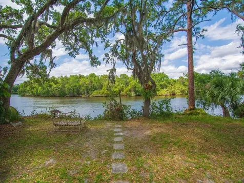 139 Camino Del Rio Port Saint Lucie FL 34952