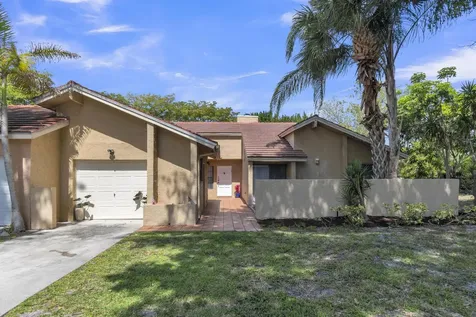 23265 Boca Club Colony Circle Boca Raton FL 33433