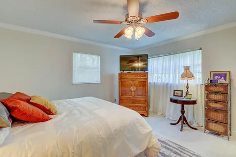 108 Ne Carlisle Lane Port Saint Lucie FL 34952