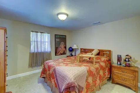108 Ne Carlisle Lane Port Saint Lucie FL 34952