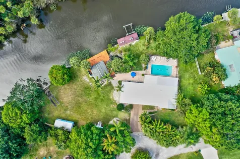 108 Ne Carlisle Lane Port Saint Lucie FL 34952