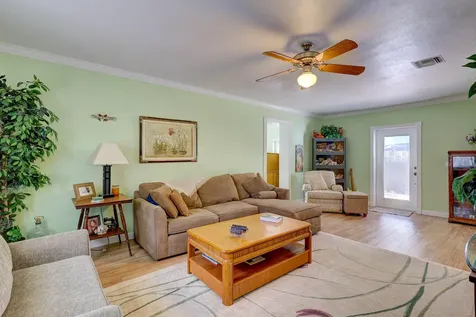 108 Ne Carlisle Lane Port Saint Lucie FL 34952