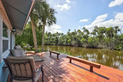 108 Ne Carlisle Lane Port Saint Lucie FL 34952