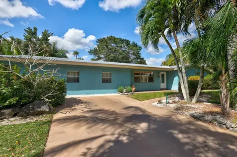 108 Ne Carlisle Lane Port Saint Lucie FL 34952