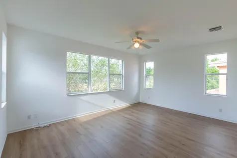 143 Catania Way Royal Palm Beach FL 33411