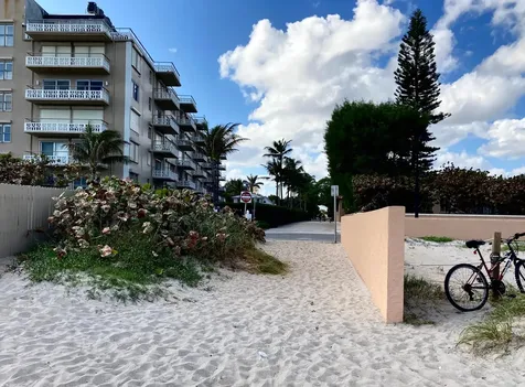 172 N County Road Palm Beach FL 33480