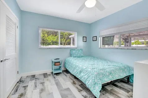 530 Ne 17th Street Boca Raton FL 33432