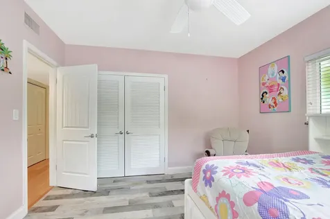 530 Ne 17th Street Boca Raton FL 33432