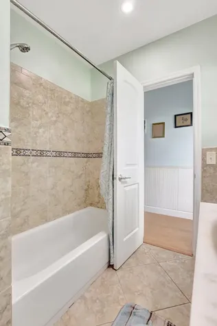 530 Ne 17th Street Boca Raton FL 33432