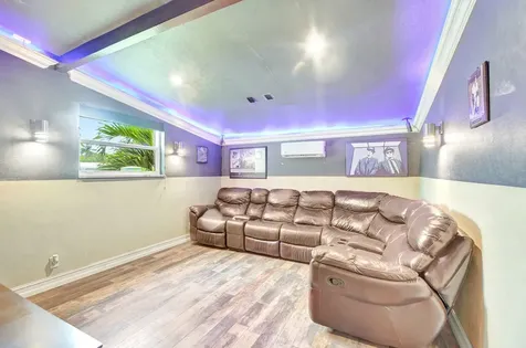 530 Ne 17th Street Boca Raton FL 33432