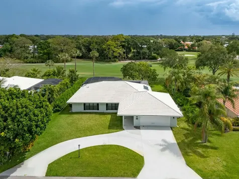 2831 Se Fairway Stuart FL 34997