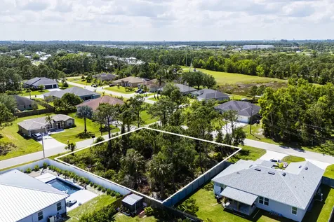 5489 NW Brent Court Port Saint Lucie FL 34986