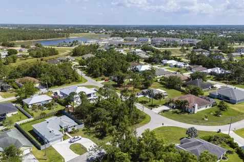5489 NW Brent Court Port Saint Lucie FL 34986