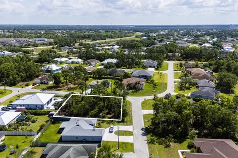 5489 NW Brent Court Port Saint Lucie FL 34986