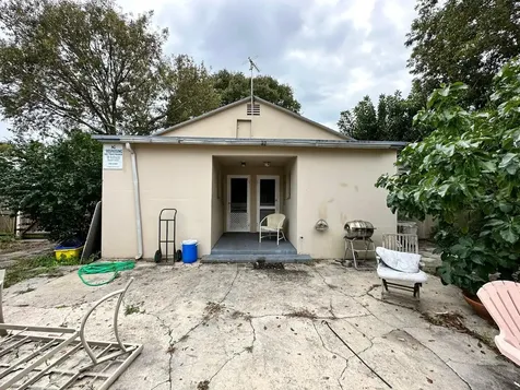 523 48th Street West Palm Beach FL 33407