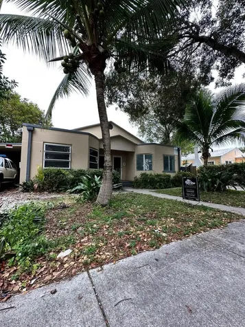 523 48th Street West Palm Beach FL 33407