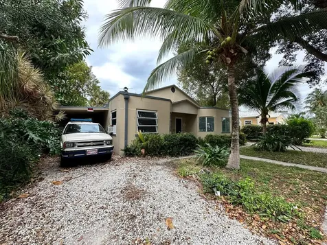 523 48th Street West Palm Beach FL 33407