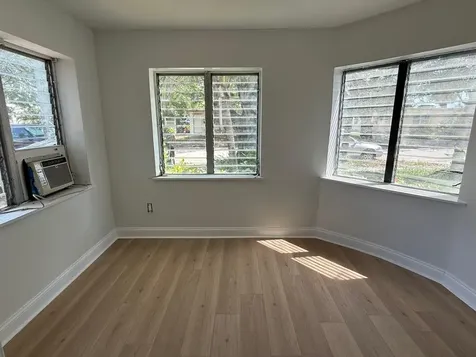 523 48th Street West Palm Beach FL 33407
