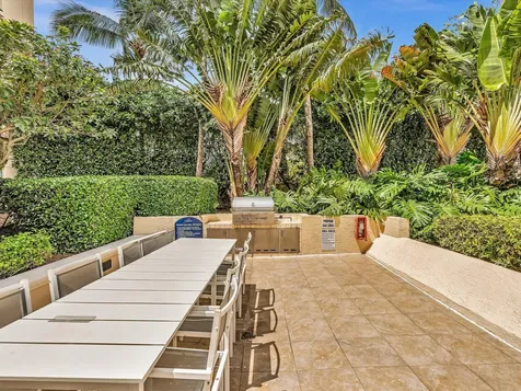 610 Cematis Street West Palm Beach FL 33401