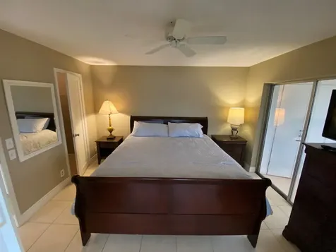 224 Chatham West Palm Beach FL 33417
