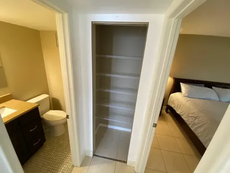224 Chatham West Palm Beach FL 33417