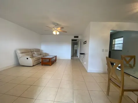 224 Chatham West Palm Beach FL 33417