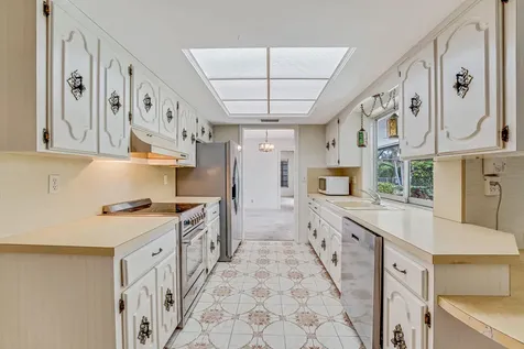 22086 E Soliel Circle Boca Raton FL 33433