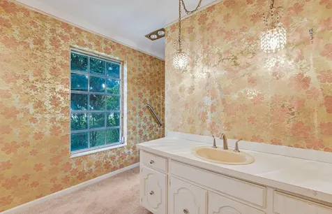 22086 E Soliel Circle Boca Raton FL 33433