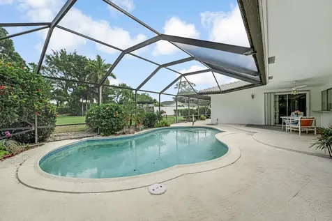 22086 E Soliel Circle Boca Raton FL 33433