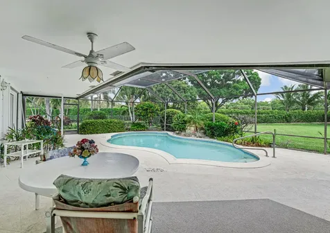 22086 E Soliel Circle Boca Raton FL 33433