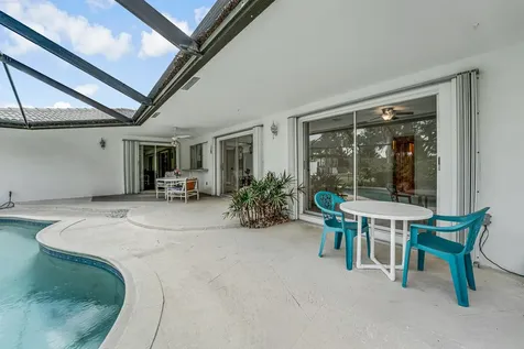 22086 E Soliel Circle Boca Raton FL 33433