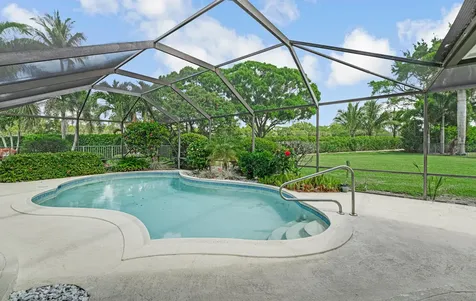 22086 E Soliel Circle Boca Raton FL 33433