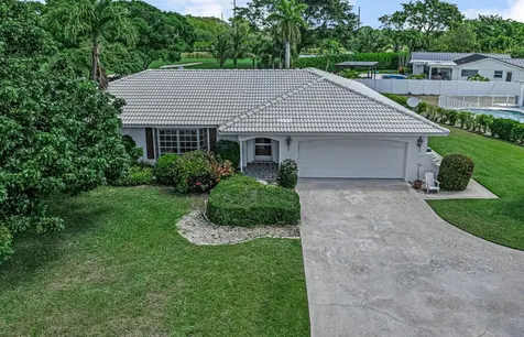 22086 E Soliel Circle Boca Raton FL 33433