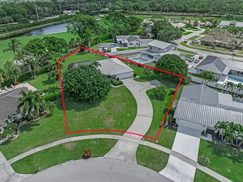 22086 E Soliel Circle Boca Raton FL 33433