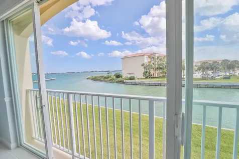 5 Harbour Isle Drive Fort Pierce FL 34949