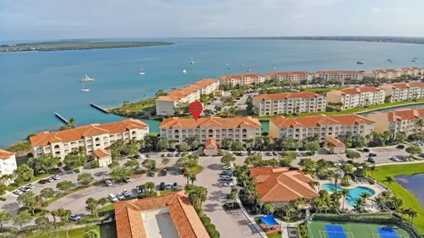 5 Harbour Isle Drive Fort Pierce FL 34949