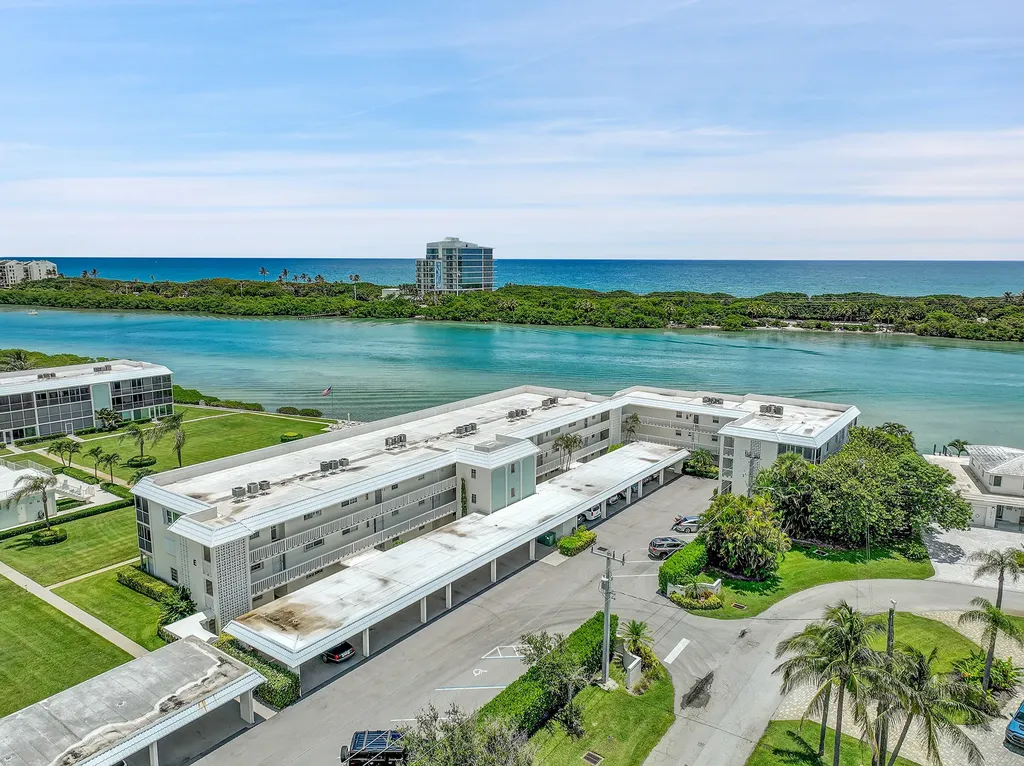 100 Waterway Road Tequesta FL 33469