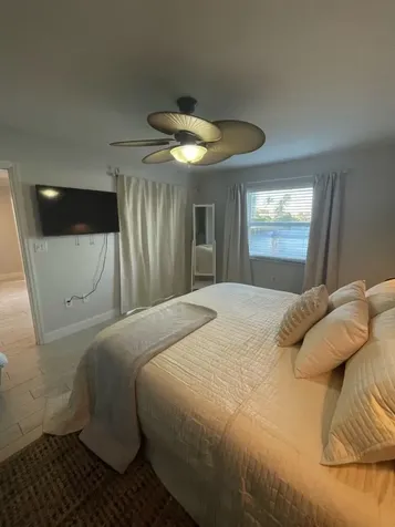 410 Wilma Circle Riviera Beach FL 33404