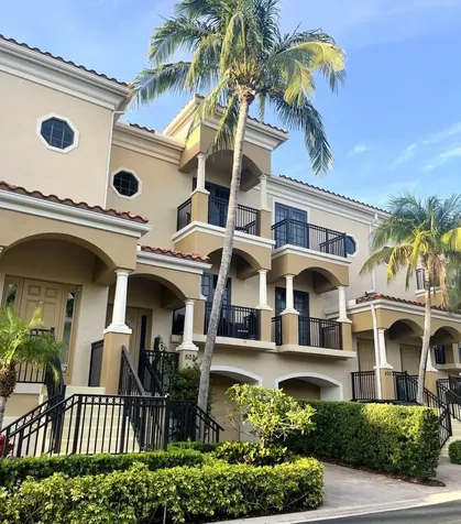 502 Del Sol Circle Tequesta FL 33469