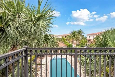 502 Del Sol Circle Tequesta FL 33469