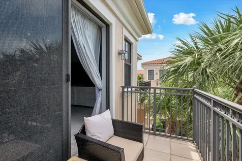 502 Del Sol Circle Tequesta FL 33469