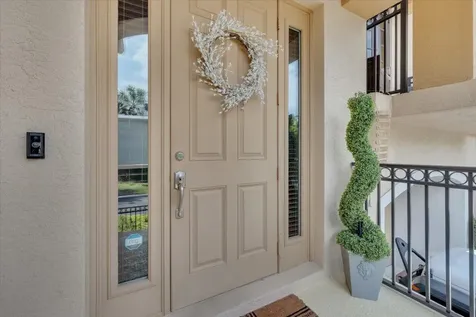 502 Del Sol Circle Tequesta FL 33469