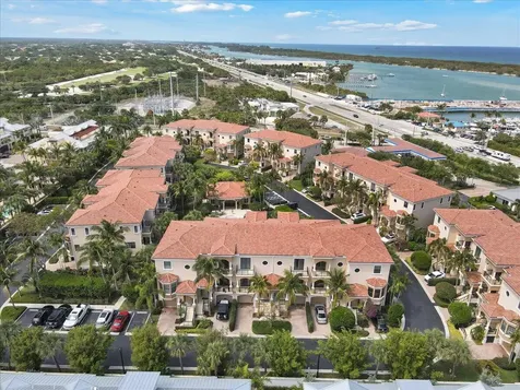 502 Del Sol Circle Tequesta FL 33469