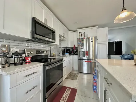 946 Mcintosh Street West Palm Beach FL 33405
