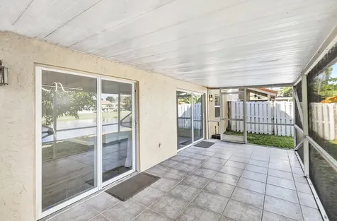 10104 Country Brook Road Boca Raton FL 33428