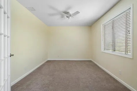 11842 Island Lakes Lane Boca Raton FL 33498