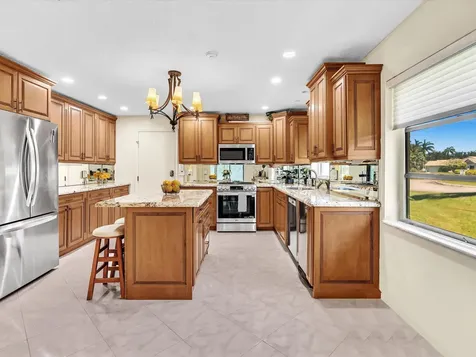 6979 Villas Drive Boca Raton FL 33433