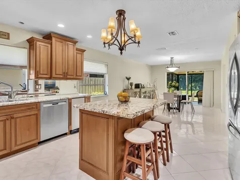 6979 Villas Drive Boca Raton FL 33433